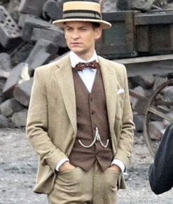 Tobey-Maguire-Suit-From-The-Great-Gatsby