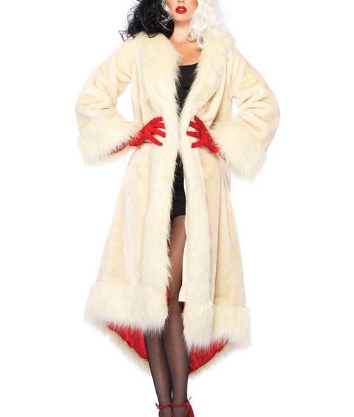Emma Stone Cruella Coat