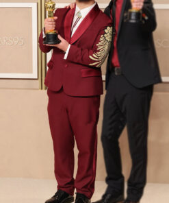 Oscar 2023 Daniel Kwan Maroon Suit