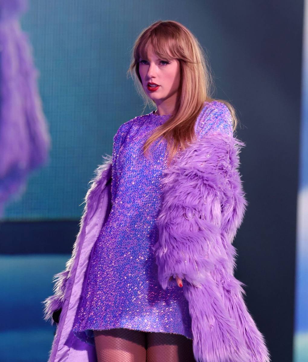 Taylor Swift Eras Tour 2023 Purple Fur Coat