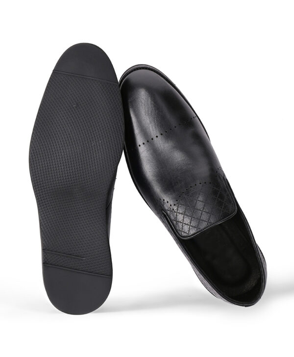 Men's Black Diamond-Dotted Design Leather Shoes