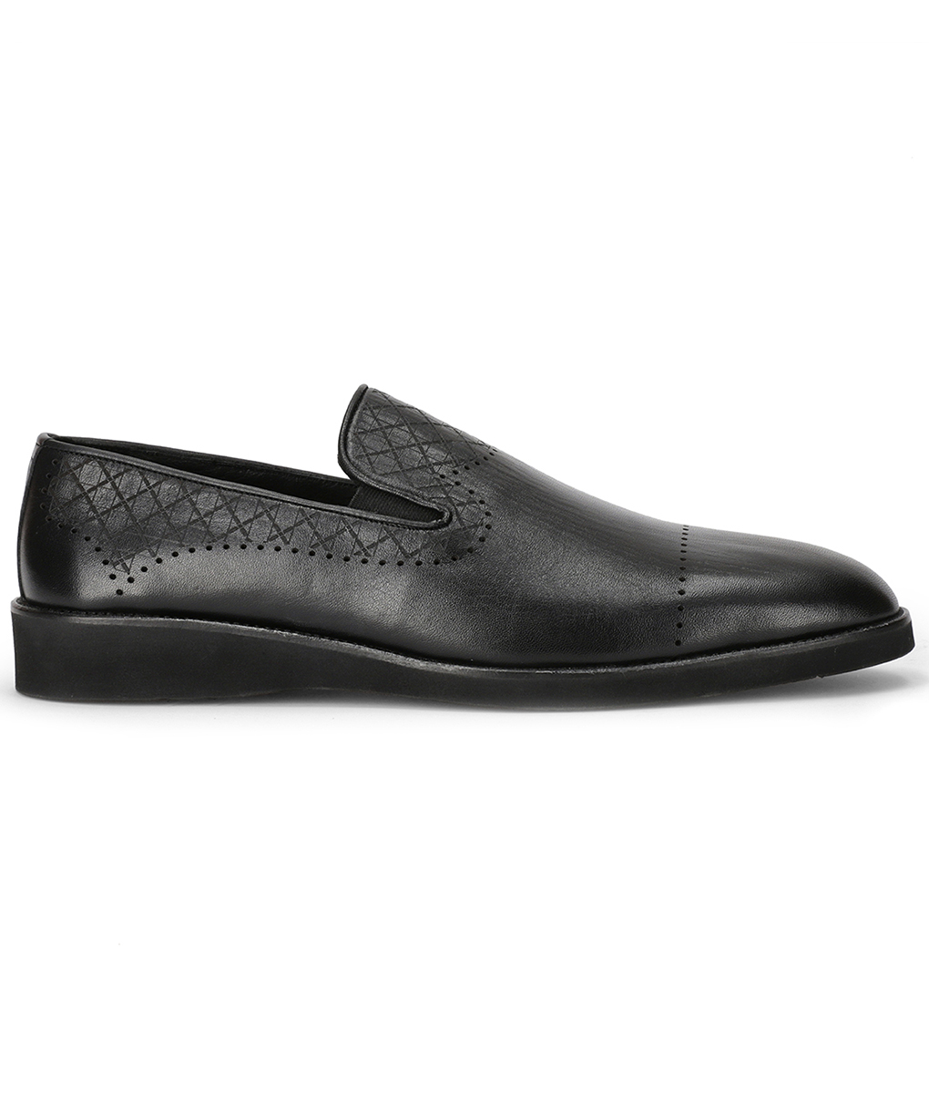 Men's Black Diamond-Dotted Design Leather Shoes