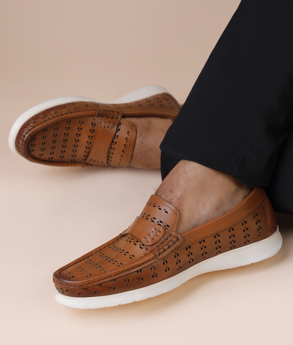 Men's Tan Tri-Dotted Leather Shoes
