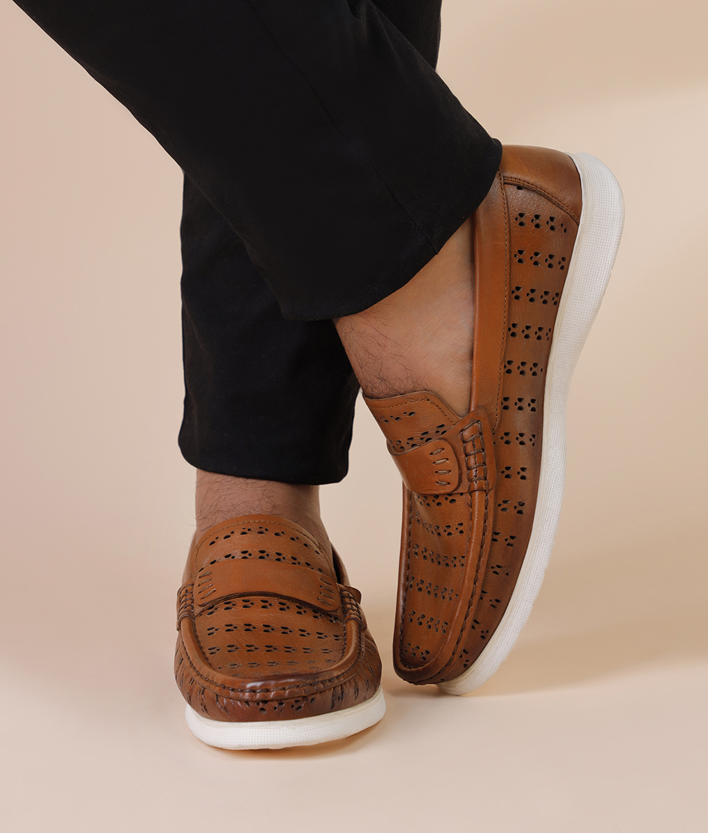 Men's Tan Tri-Dotted Leather Shoes
