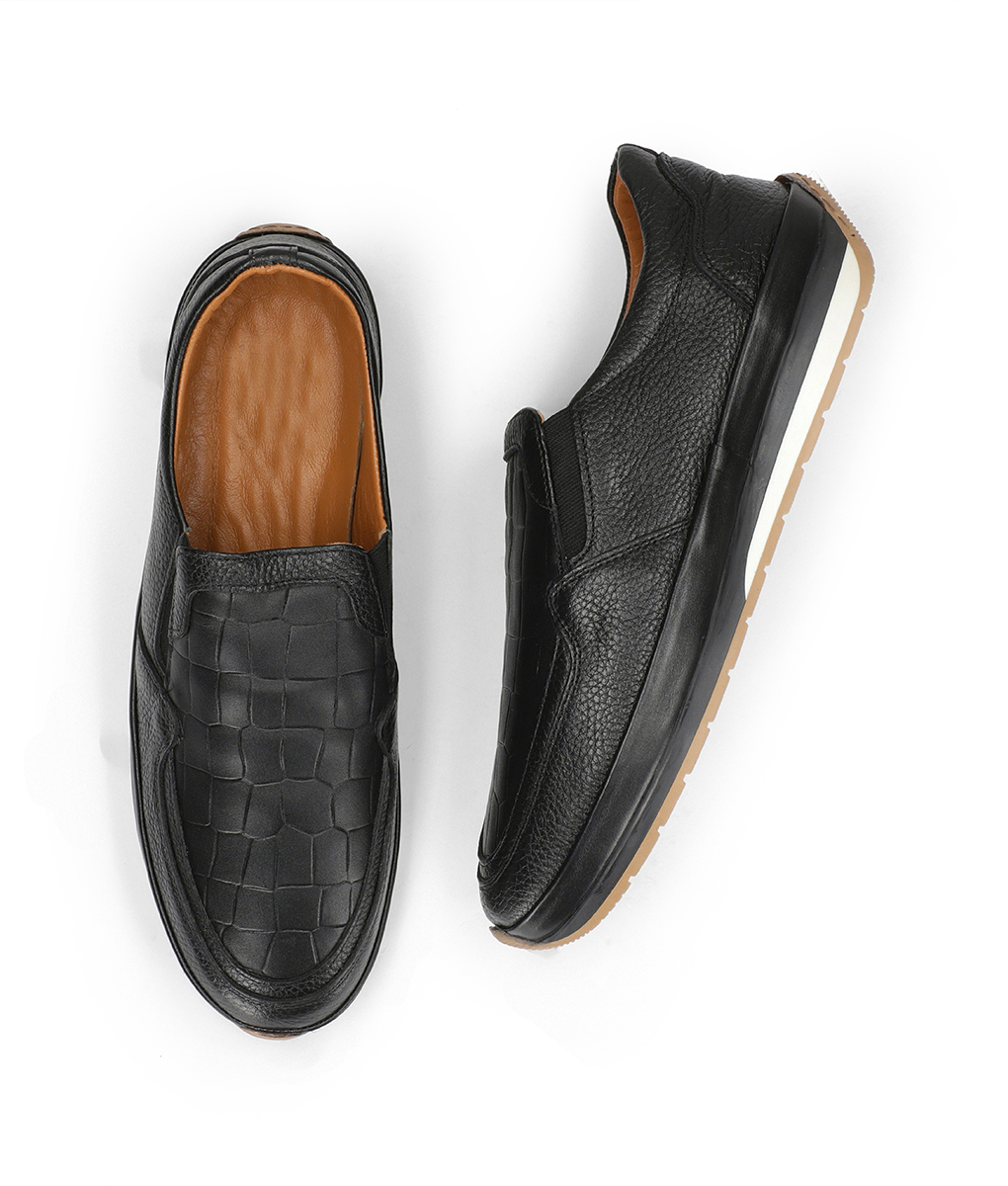 Somber Black Crocodile Style Leather Shoes for Men