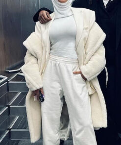 Beyonce White Fur Coat