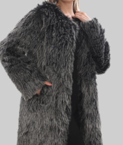 Khloe Kardashian Fur Coat