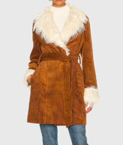 Big Mood 2024 Nicola Coughlan Brown Fur Collar Coat - Big Mood 2024 Nicola Coughlan Brown Fur Collar Coat - Front View4