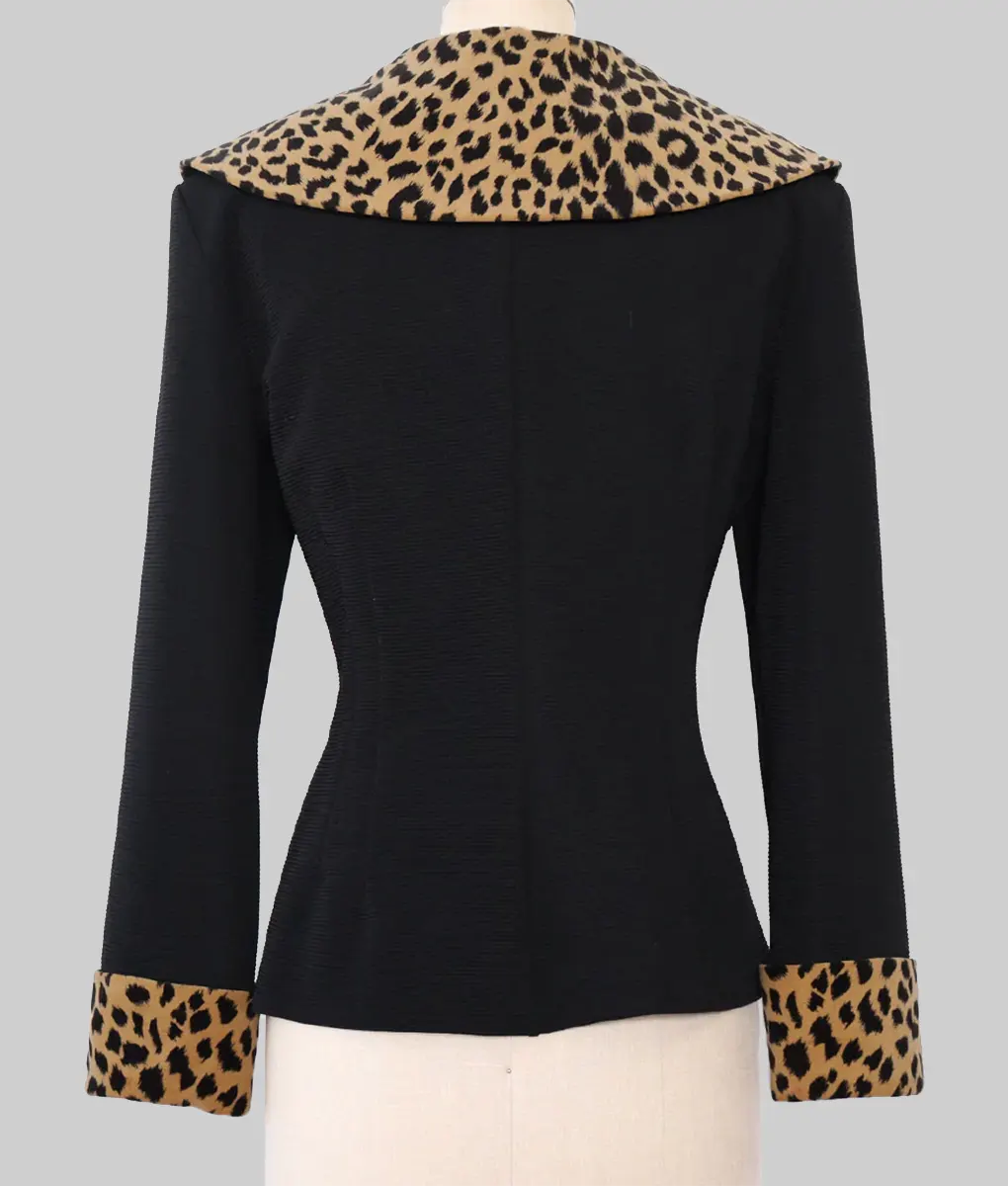 Sabrina Carpenter Leopard Collar Blazer-Generic