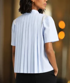 Imperfect Women S01 Kerry Washington Pleated Shirt-Back