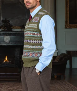 The Gentlemen S02 Eddie Horniman Sweater-Side